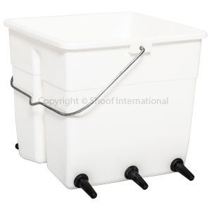 Lamb Feeding Bucket Excal Kid cpt